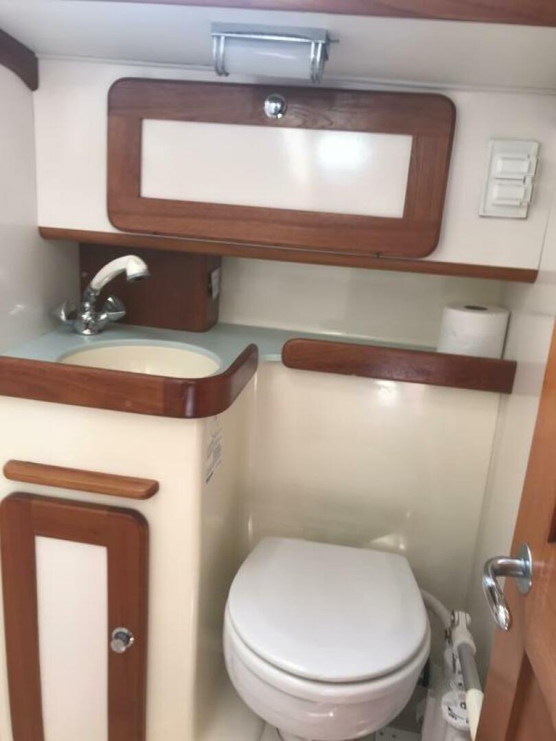 Mer Du Jour 40ft Caliber Yacht For Sale