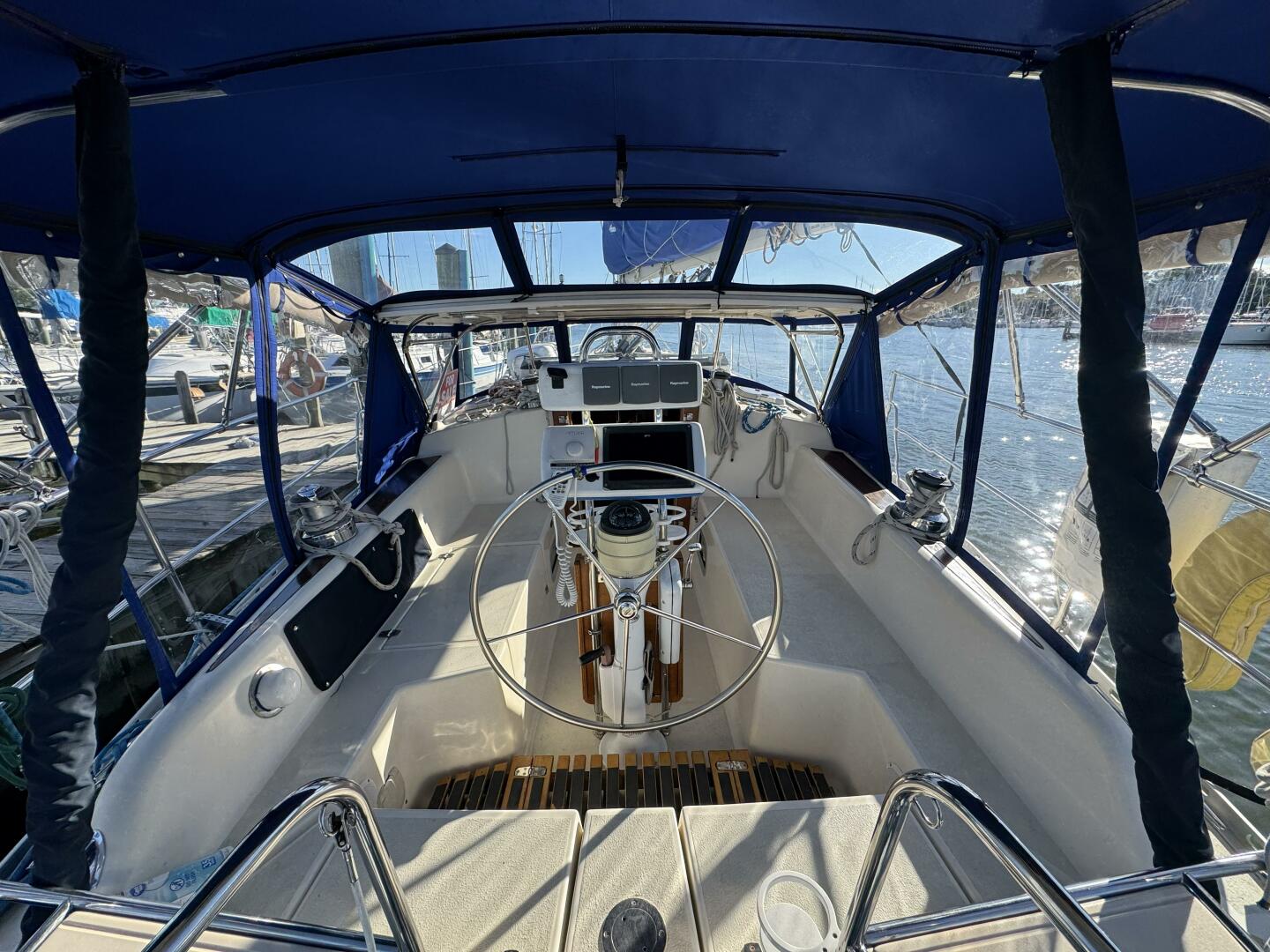 Mer Du Jour 40ft Caliber Yacht For Sale Mer Du Jour 40ft Caliber Yacht For Sale