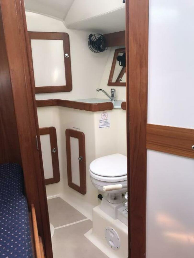 Mer Du Jour 40ft Caliber Yacht For Sale