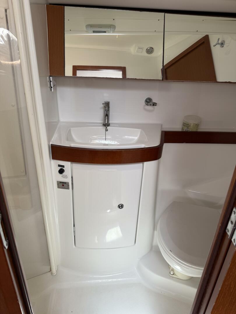 Vision 360 43ft Beneteau Yacht For Sale