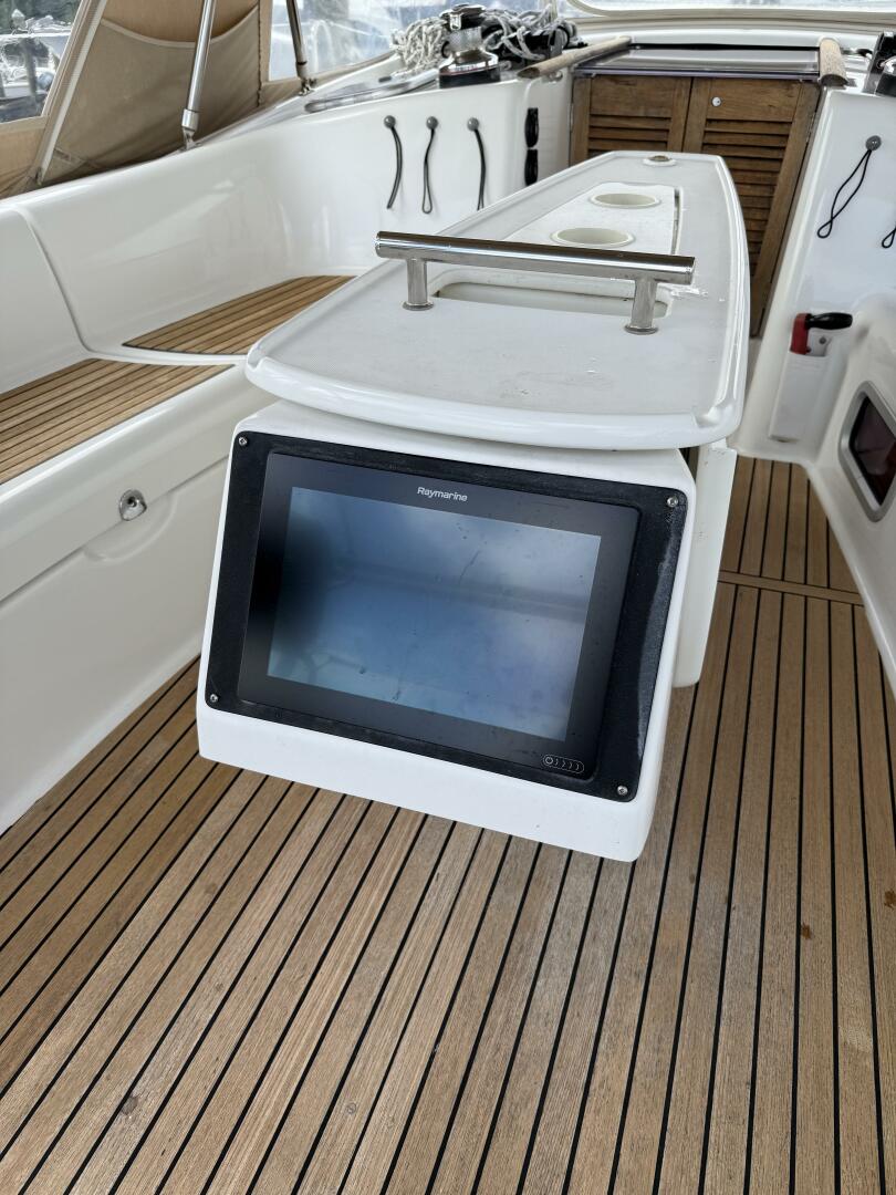 Vision 360 43ft Beneteau Yacht For Sale