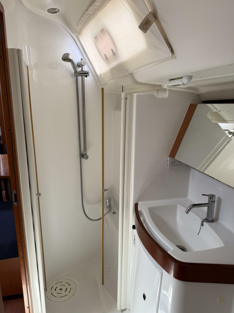 Vision 360 43ft Beneteau Yacht For Sale