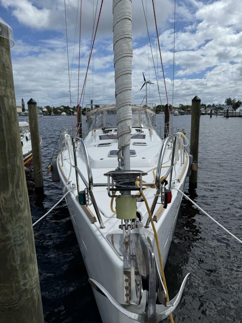 Vision 360 43ft Beneteau Yacht For Sale
