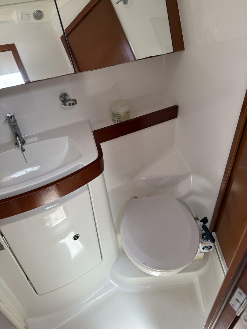 Vision 360 43ft Beneteau Yacht For Sale