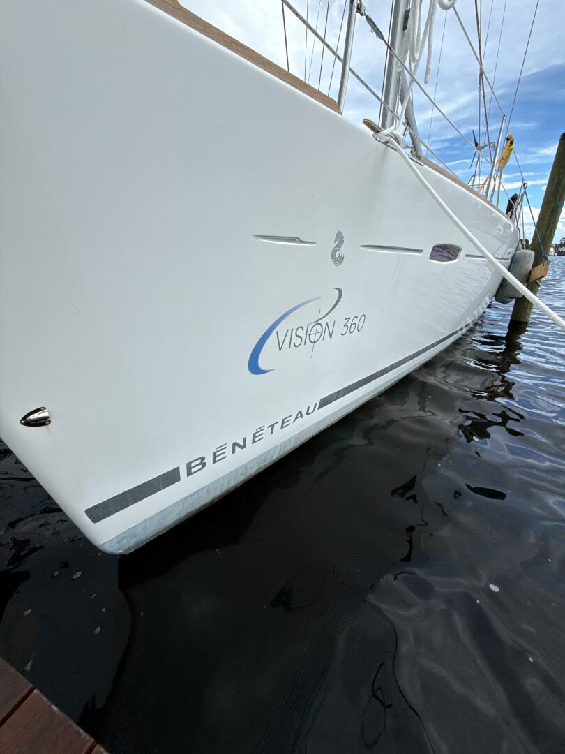 Vision 360 43ft Beneteau Yacht For Sale