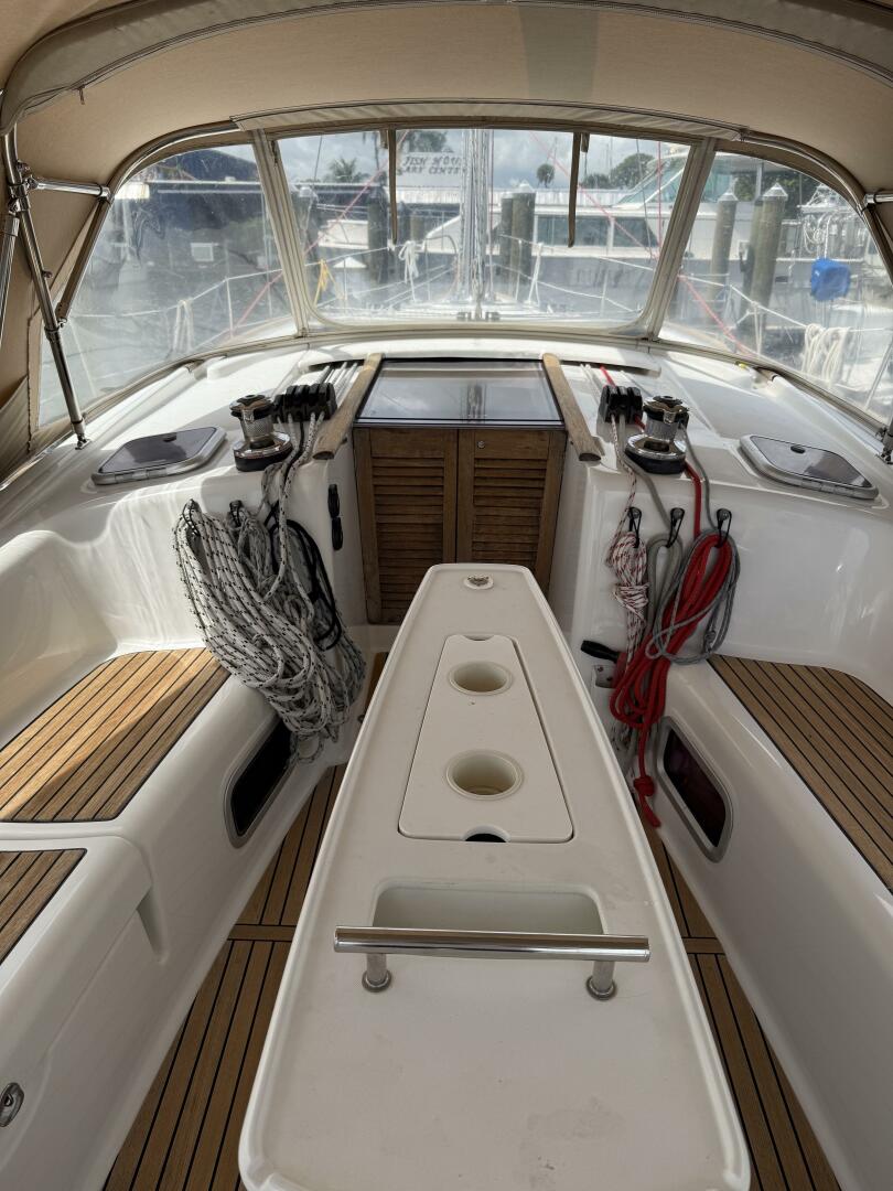 Vision 360 43ft Beneteau Yacht For Sale