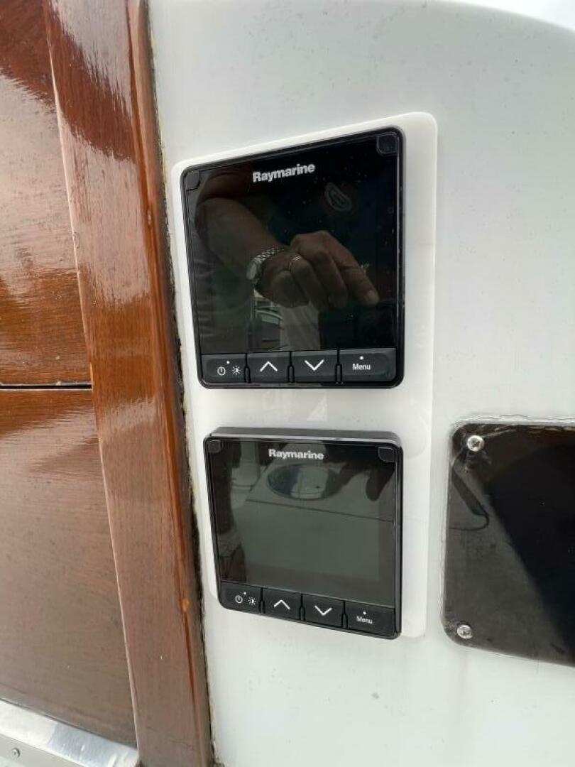 Ma Folie 40ft Hinckley Yacht For Sale