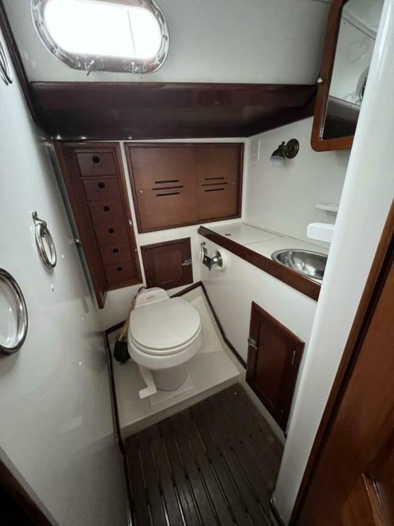 Ma Folie 40ft Hinckley Yacht For Sale