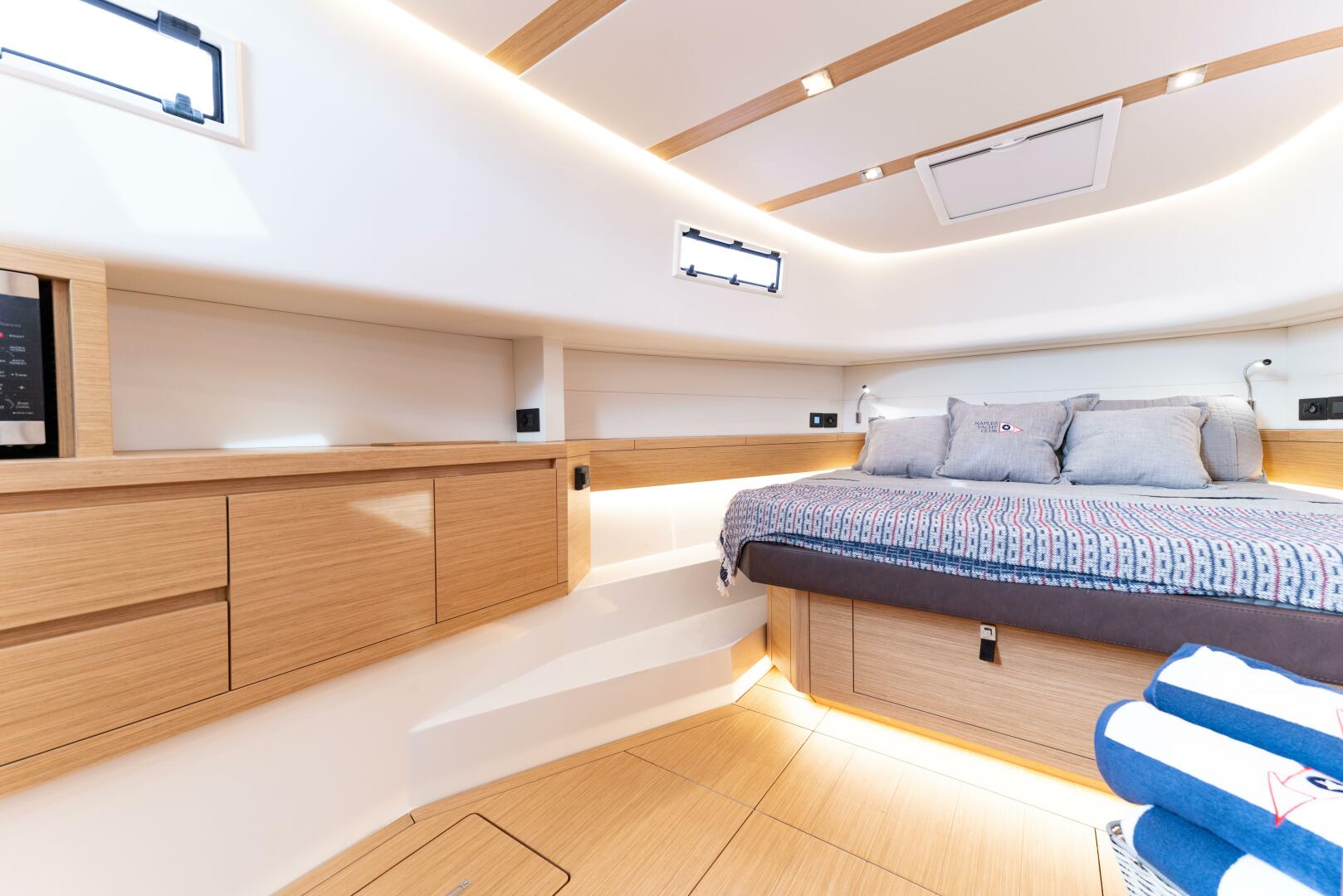 AVAILABLE NOW 43ft Pardo Yachts Yacht For Sale