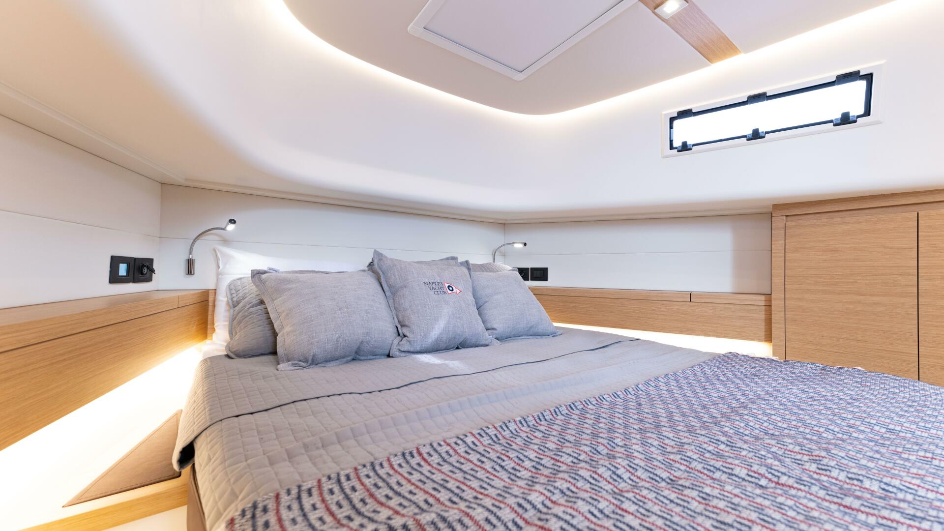 AVAILABLE NOW 43ft Pardo Yachts Yacht For Sale