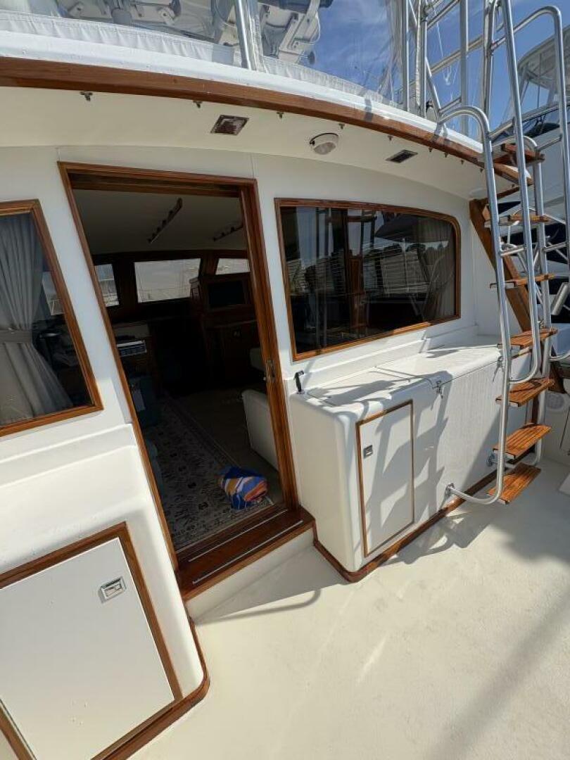 37ft Egg Harbor Yacht For Sale