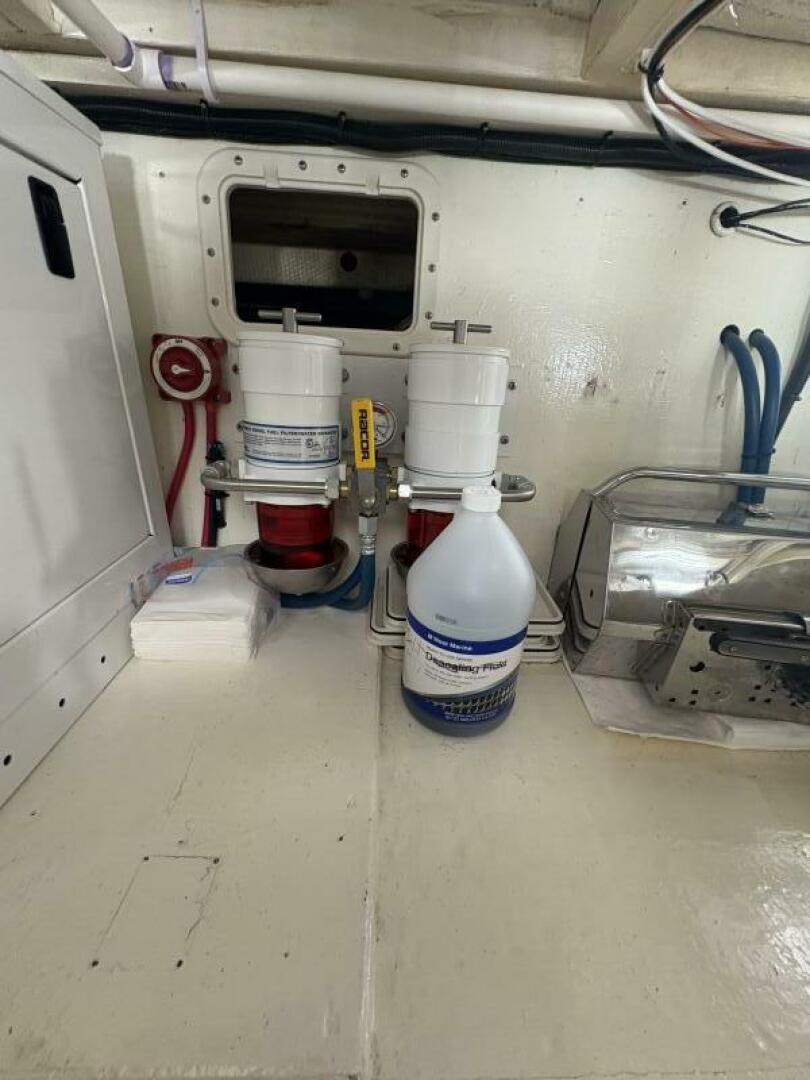 37ft Egg Harbor Yacht For Sale