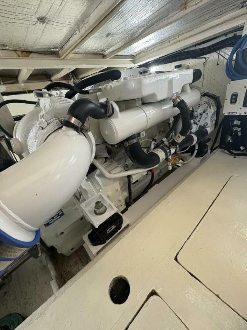 37ft Egg Harbor Yacht For Sale