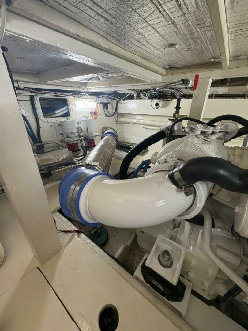 37ft Egg Harbor Yacht For Sale