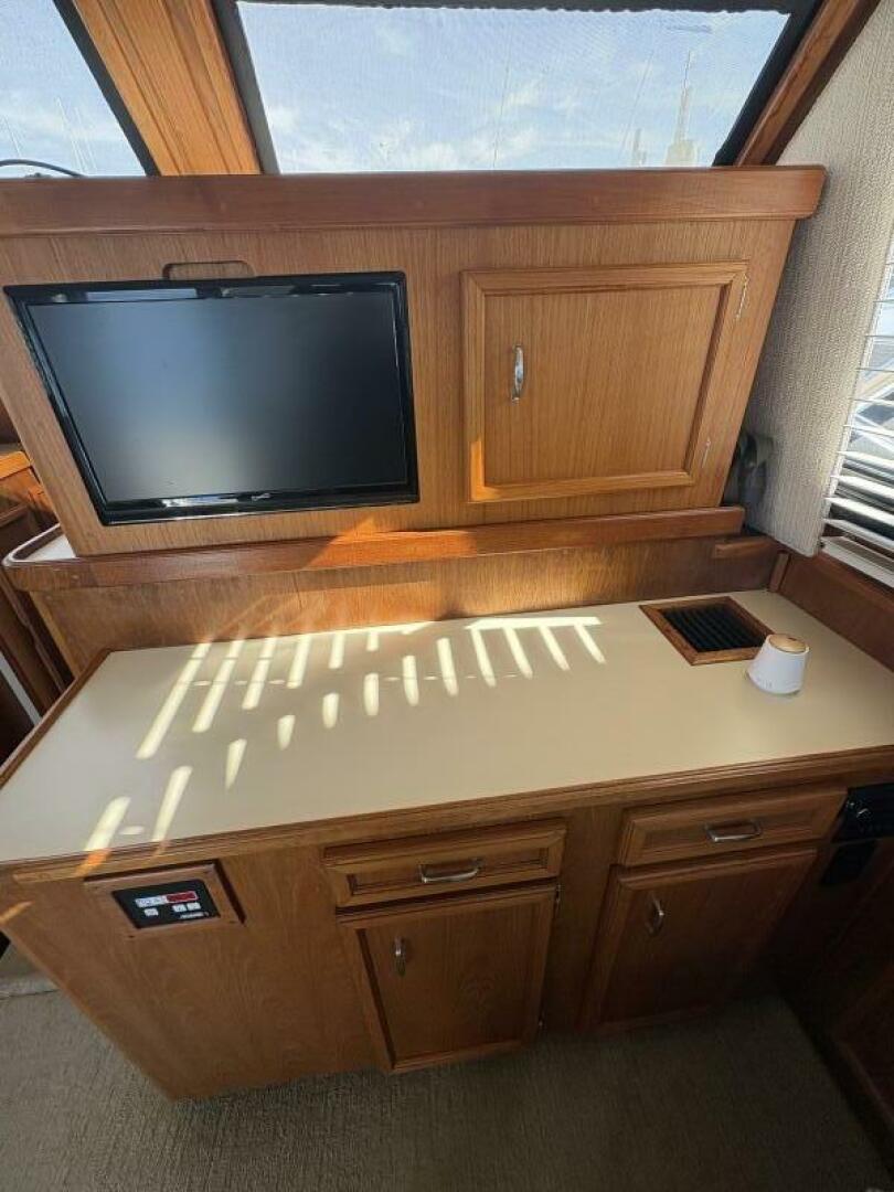 37ft Egg Harbor Yacht For Sale