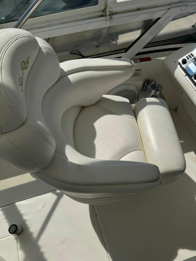 42ft Sea Ray Yacht For Sale