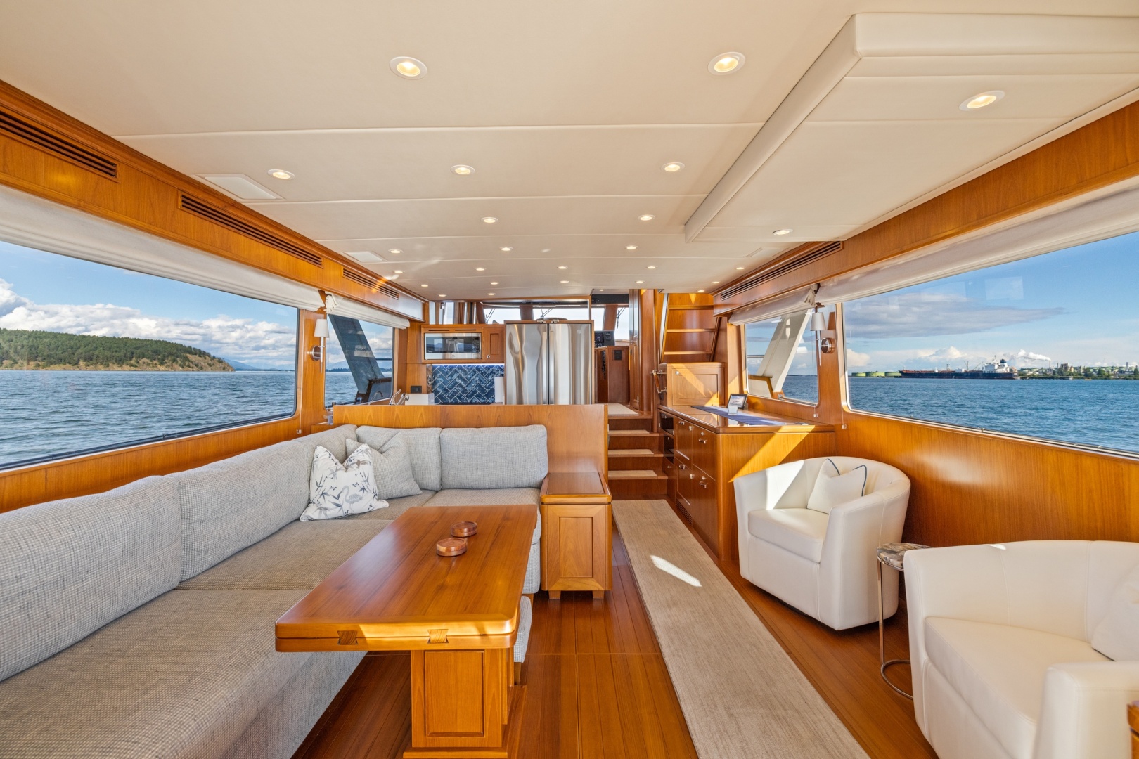 2023 Offshore Yachts ELV