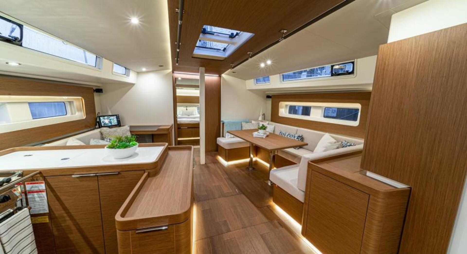 54ft Beneteau Yacht For Sale