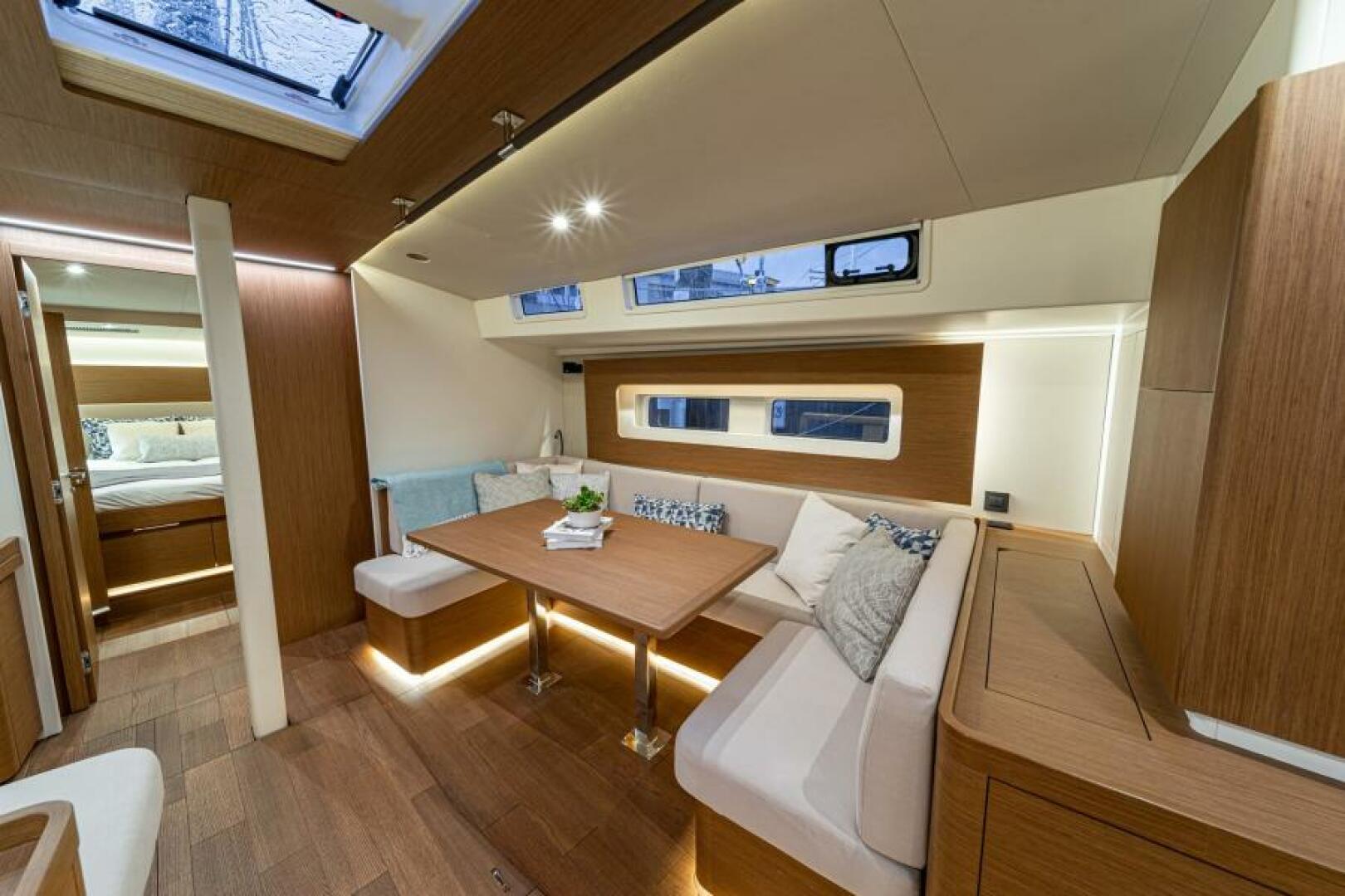 54ft Beneteau Yacht For Sale
