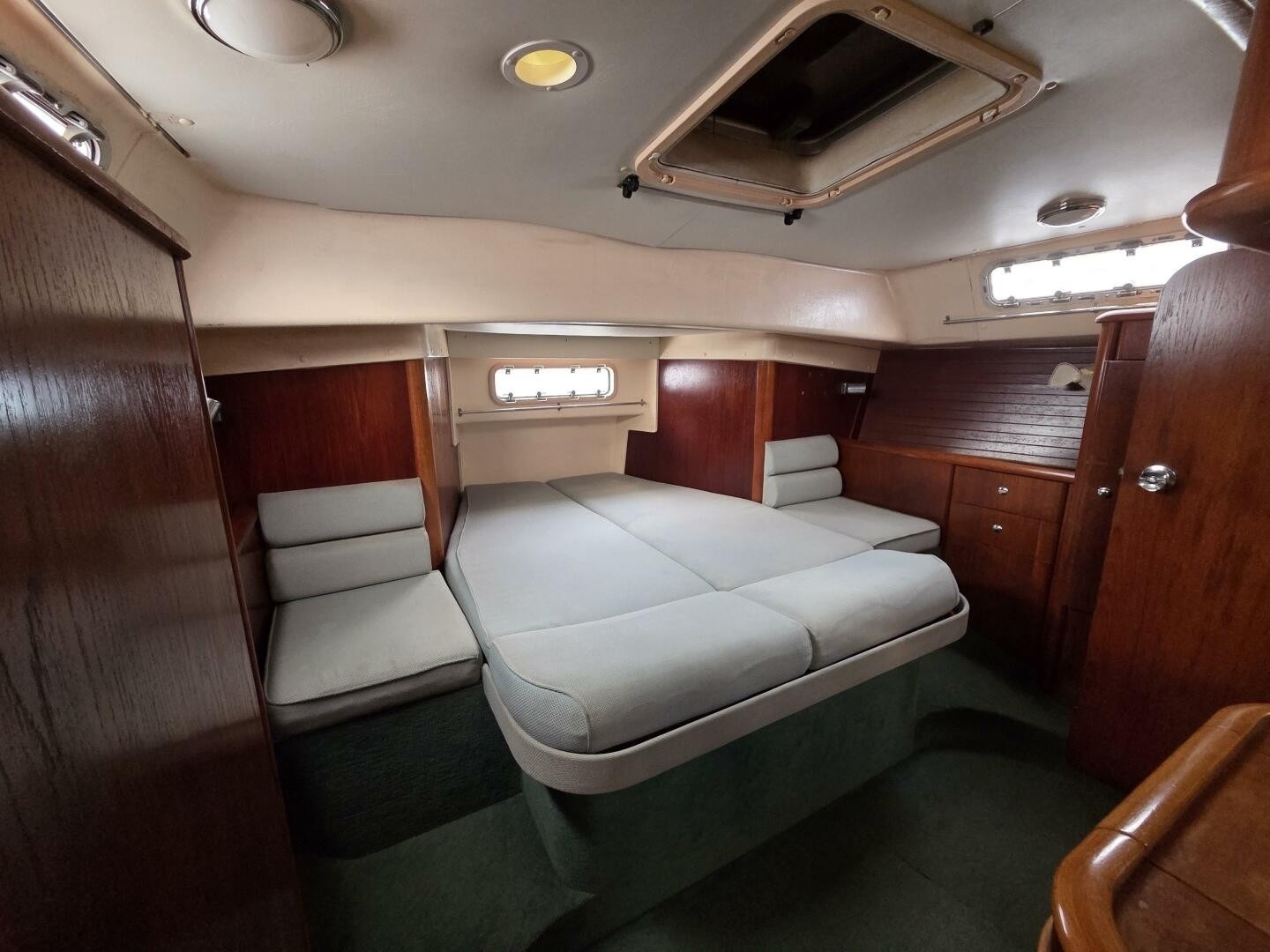 Juels 38ft Moody Yacht For Sale