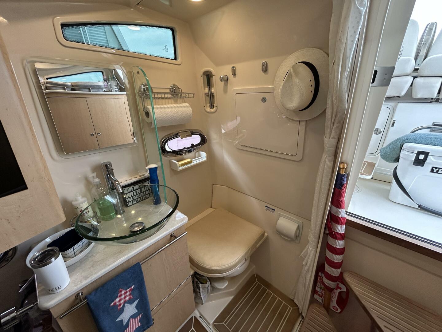 37ft Boston Whaler Yacht For Sale