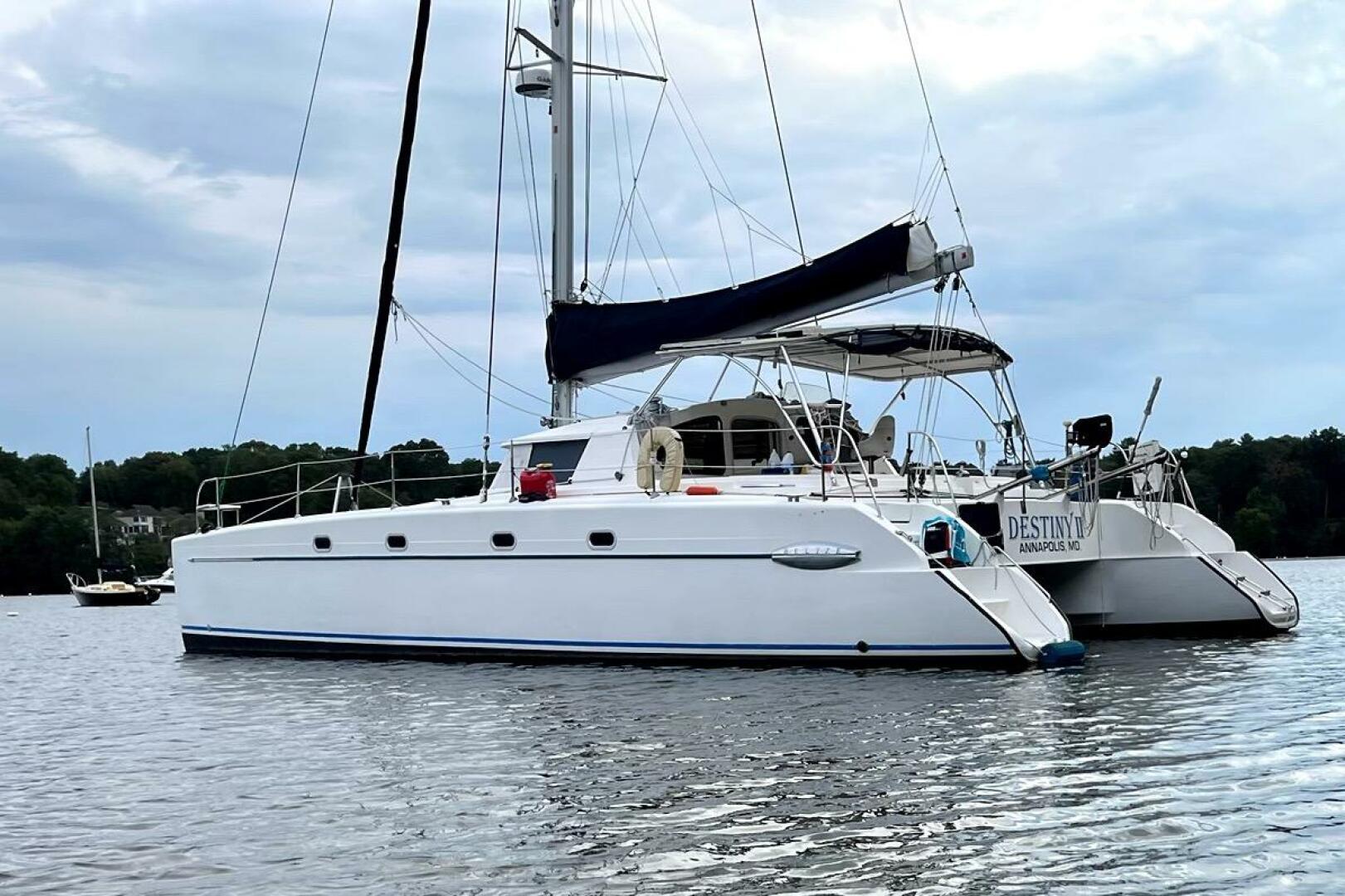 43ft Fountaine Pajot Yacht For Sale