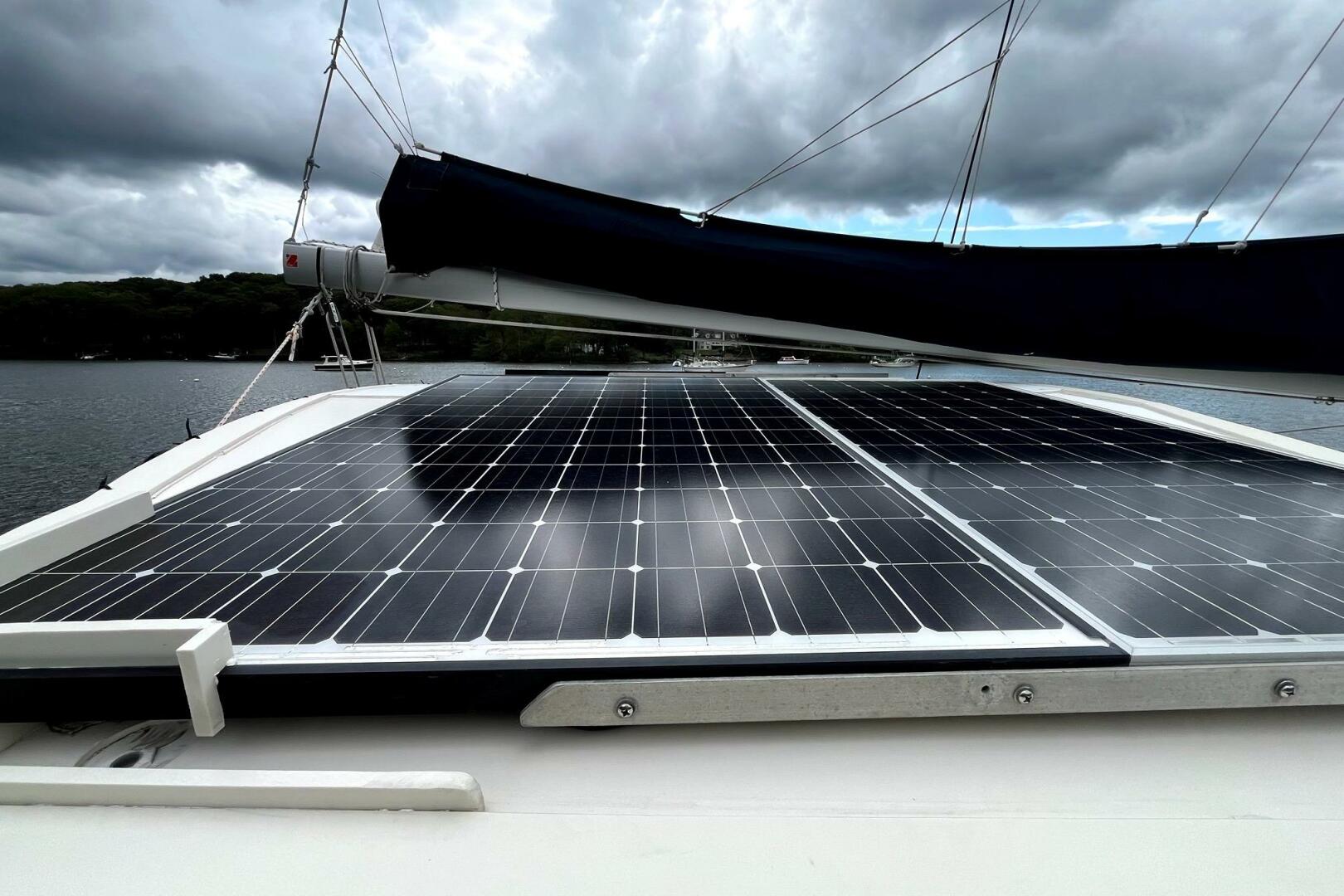 43ft Fountaine Pajot Yacht For Sale
