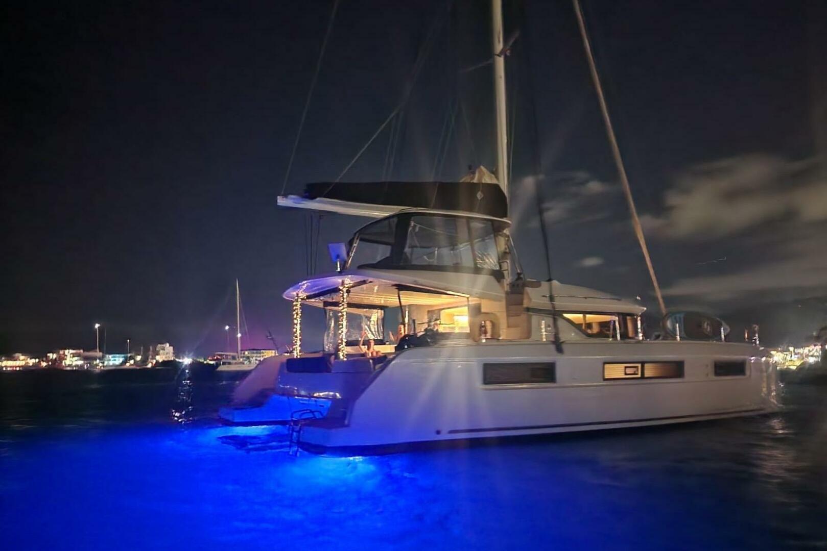 48ft Lagoon Yacht For Sale