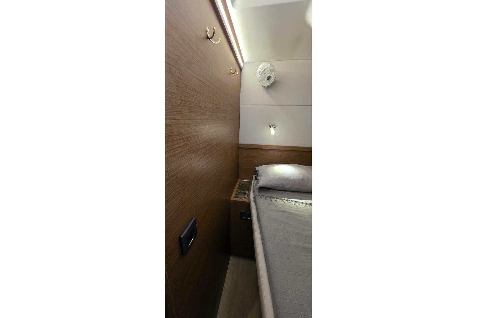 48ft Lagoon Yacht For Sale
