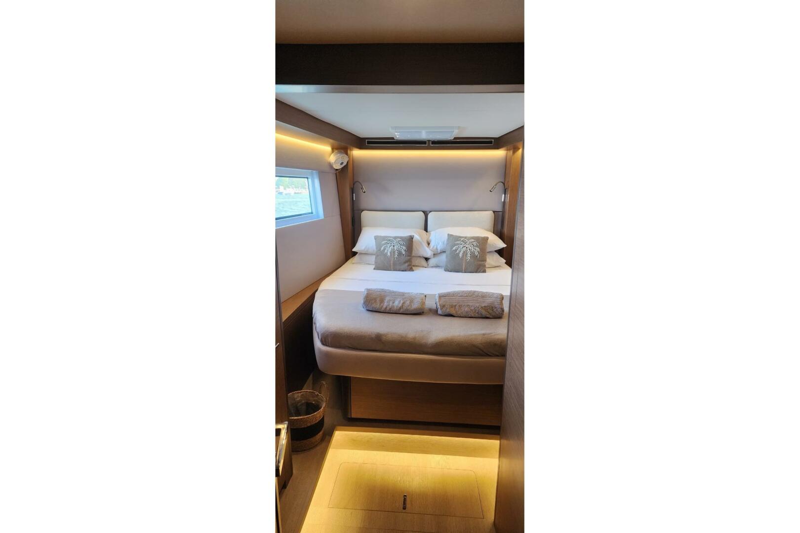 48ft Lagoon Yacht For Sale