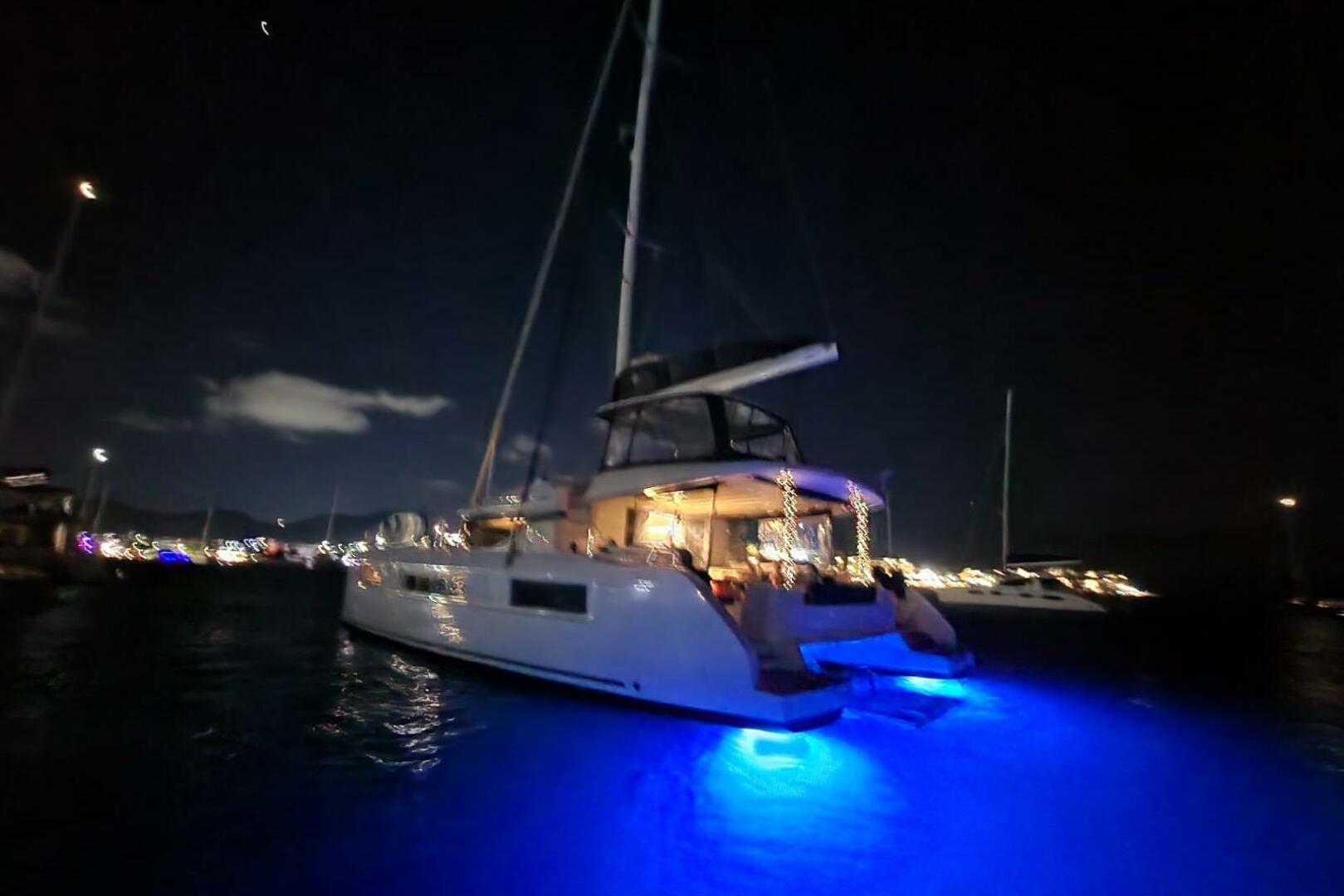 48ft Lagoon Yacht For Sale