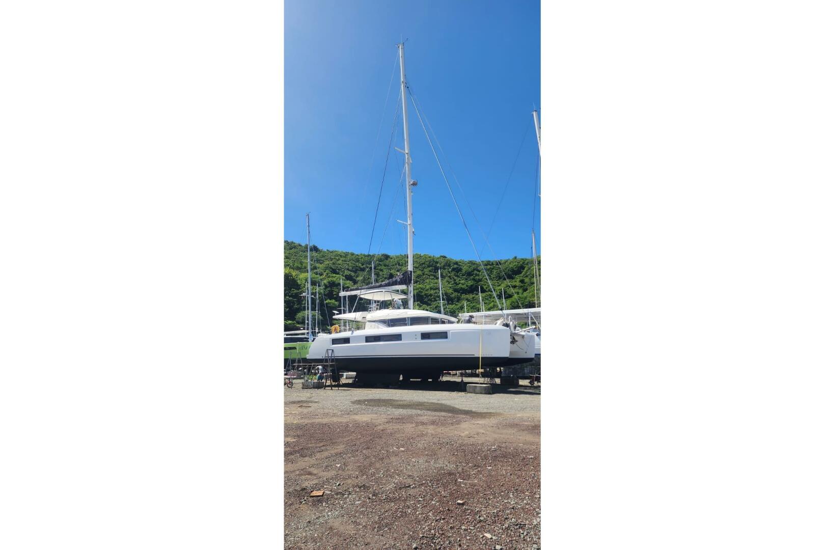 48ft Lagoon Yacht For Sale