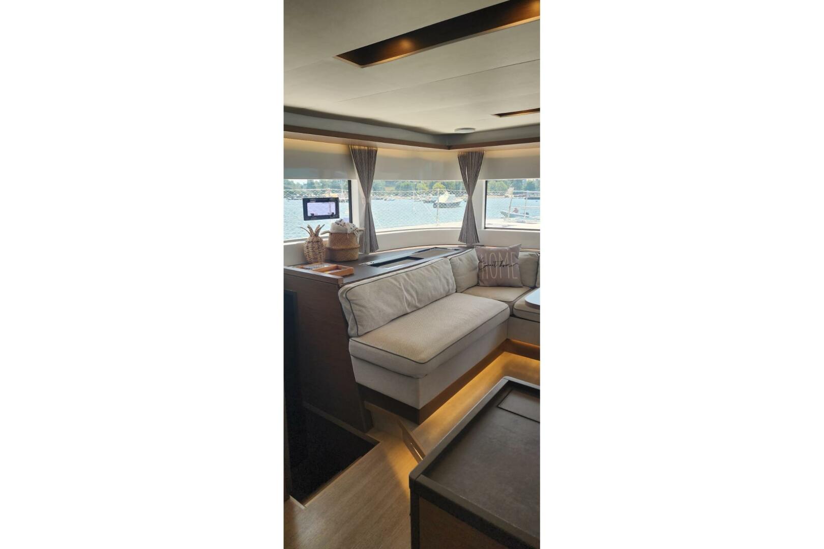 48ft Lagoon Yacht For Sale