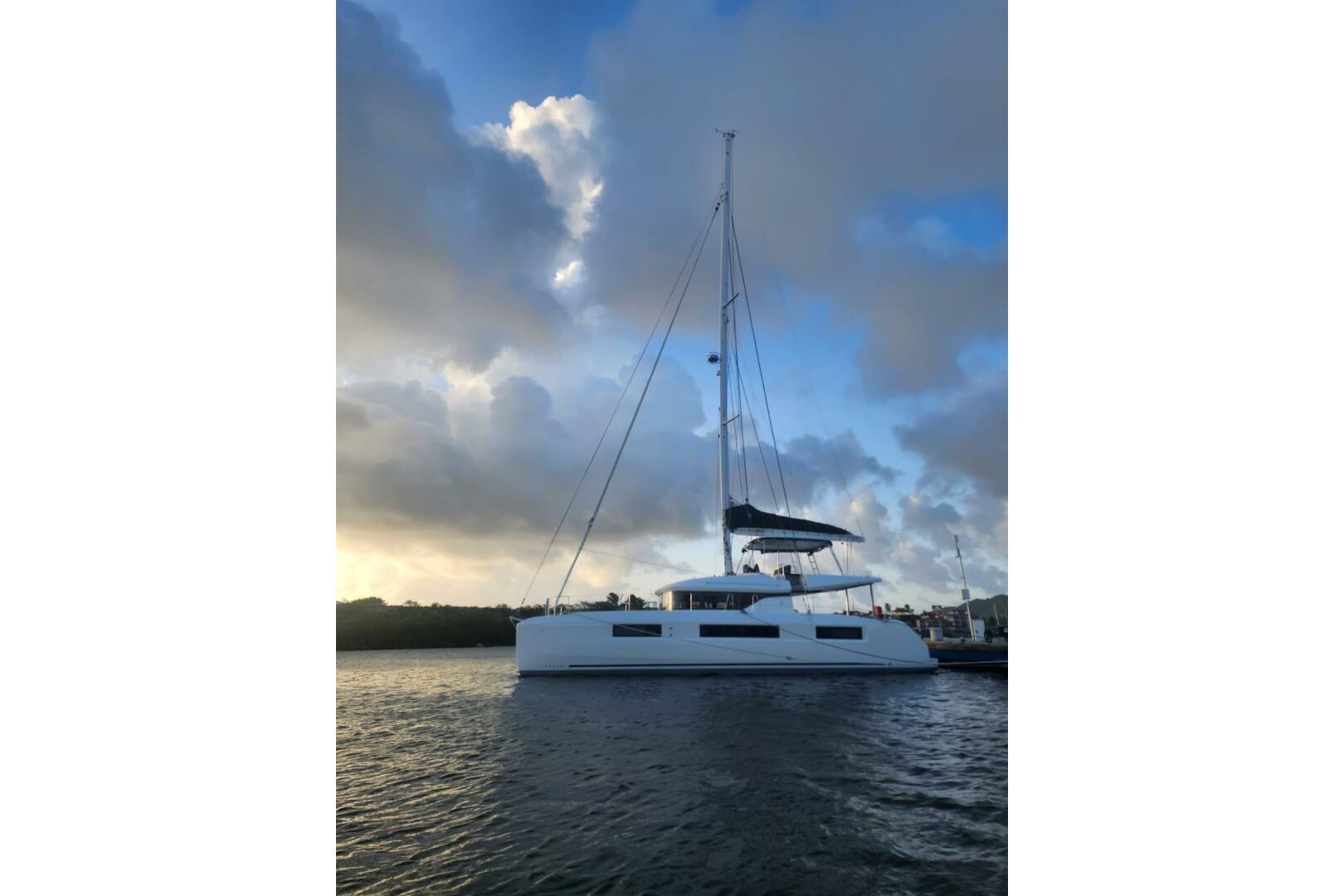 48ft Lagoon Yacht For Sale