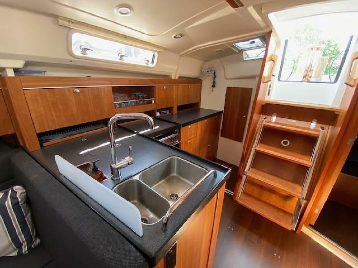 38ft Hanse Yacht For Sale
