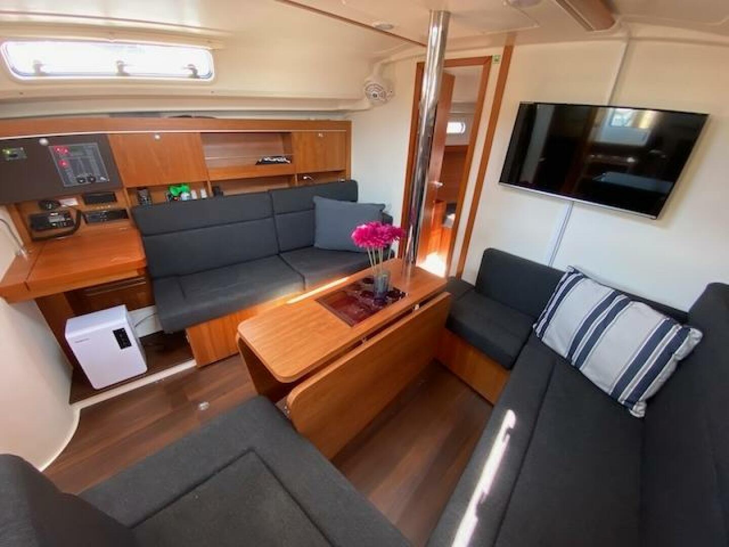38ft Hanse Yacht For Sale