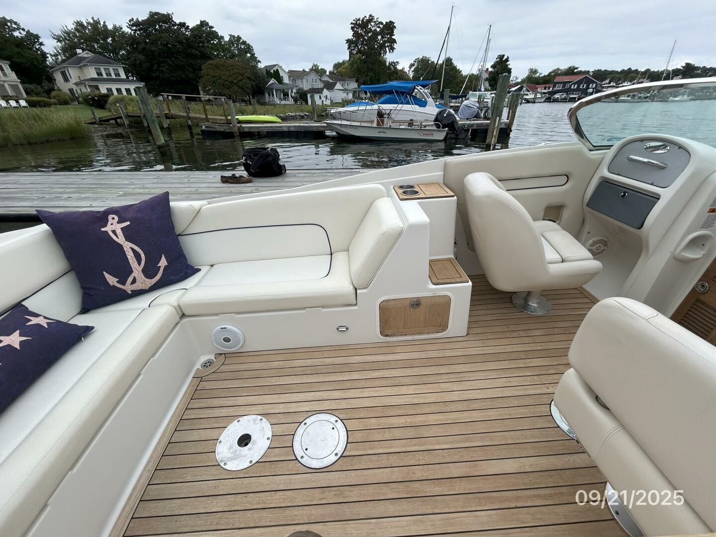 Sassy Girl 28ft Chris Craft Yacht For Sale