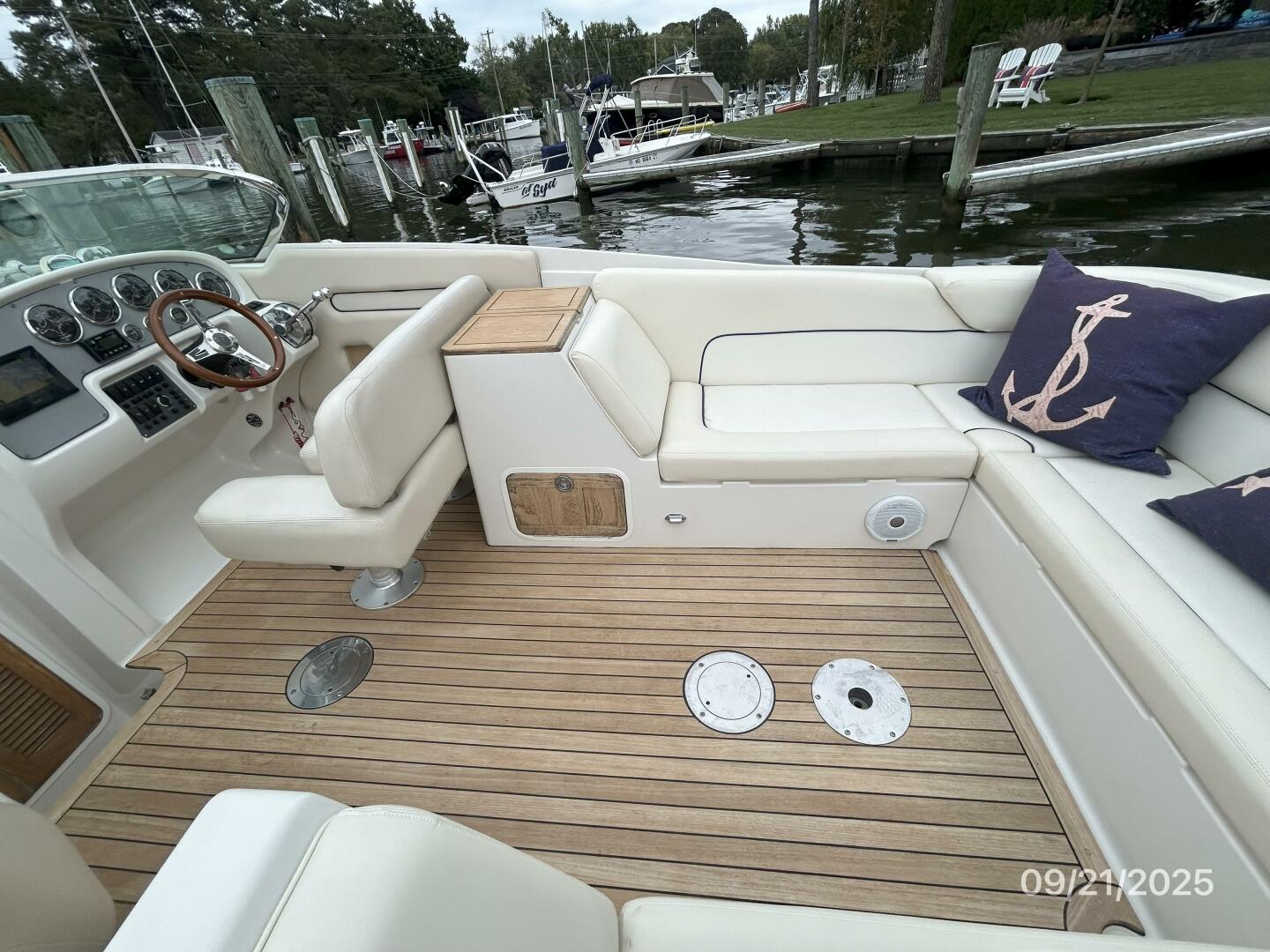 Sassy Girl 28ft Chris Craft Yacht For Sale