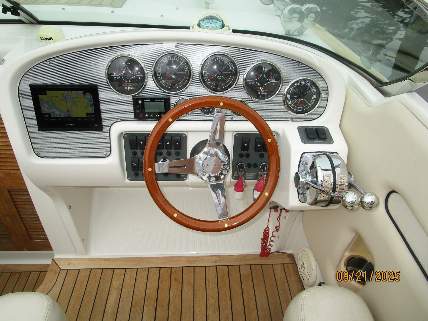 Sassy Girl 28ft Chris Craft Yacht For Sale
