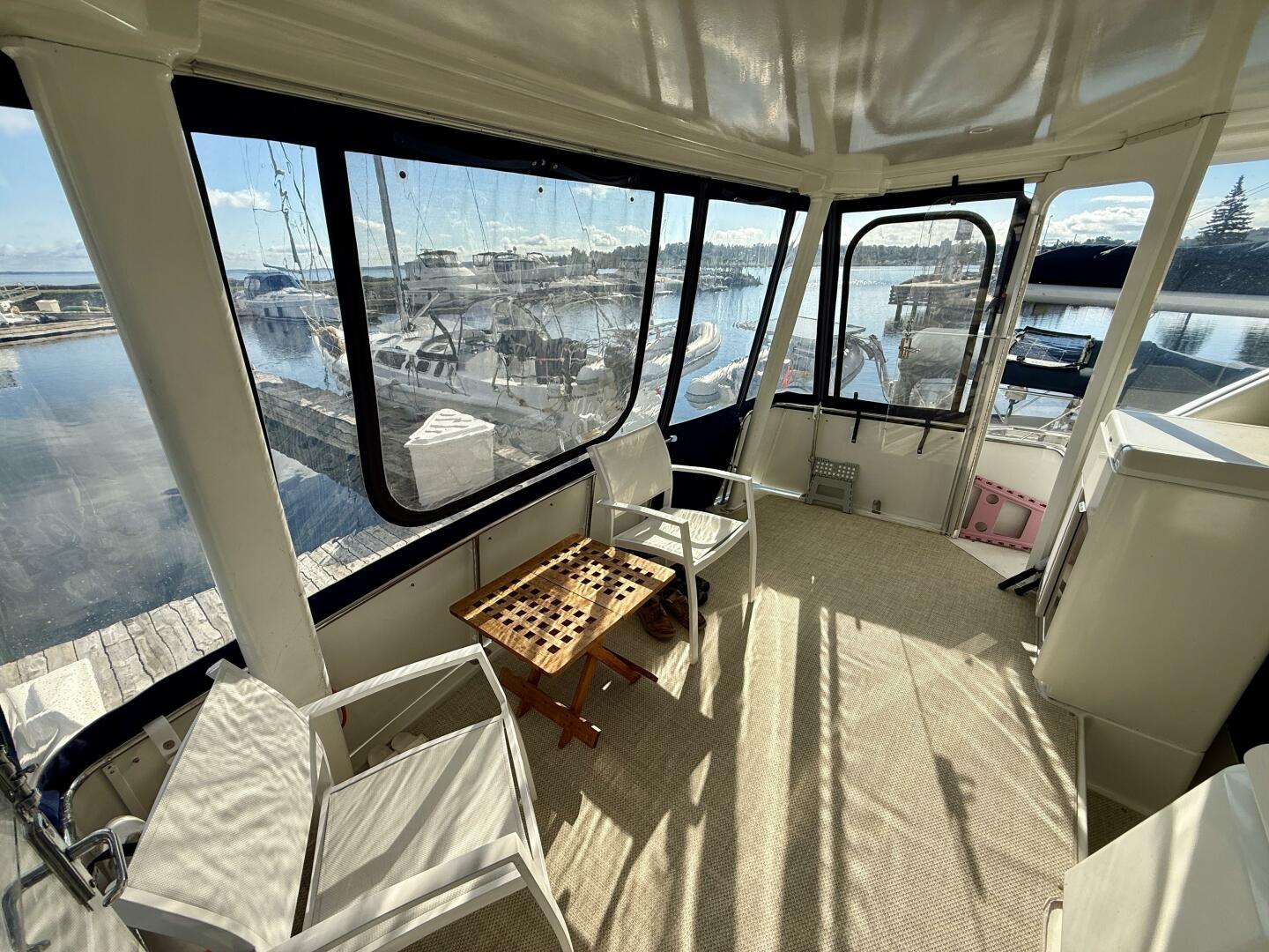 35ft Carver Yacht For Sale