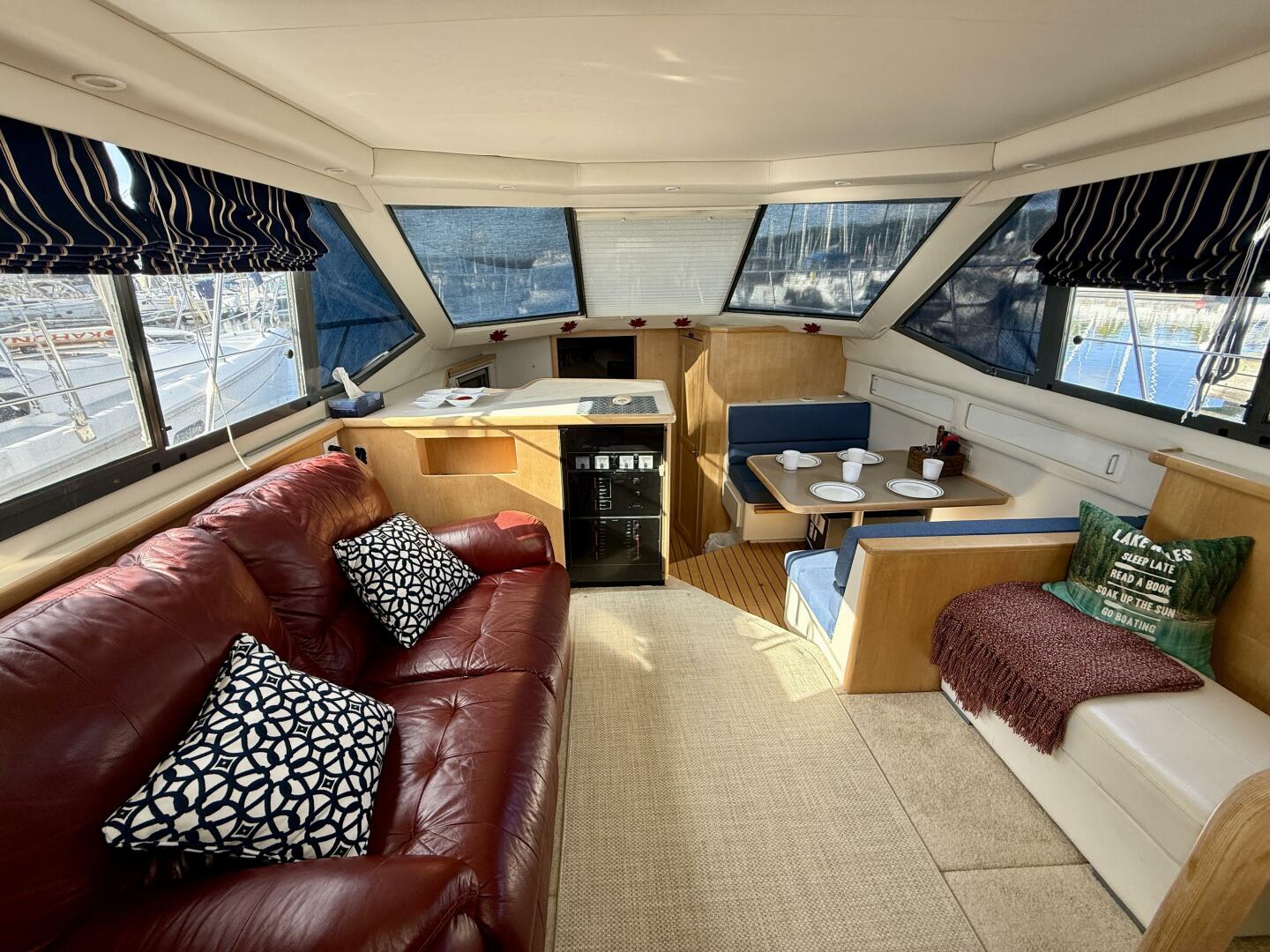 35ft Carver Yacht For Sale