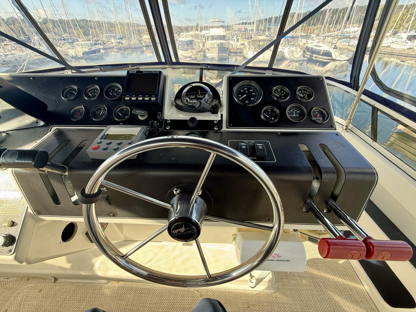 35ft Carver Yacht For Sale