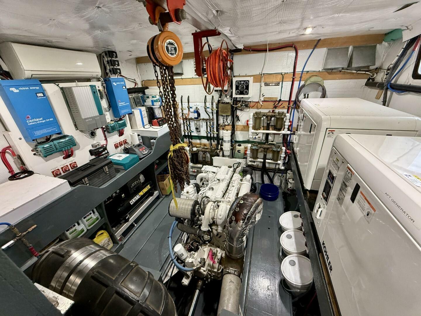 THE ARK 80ft Avenger Yacht For Sale