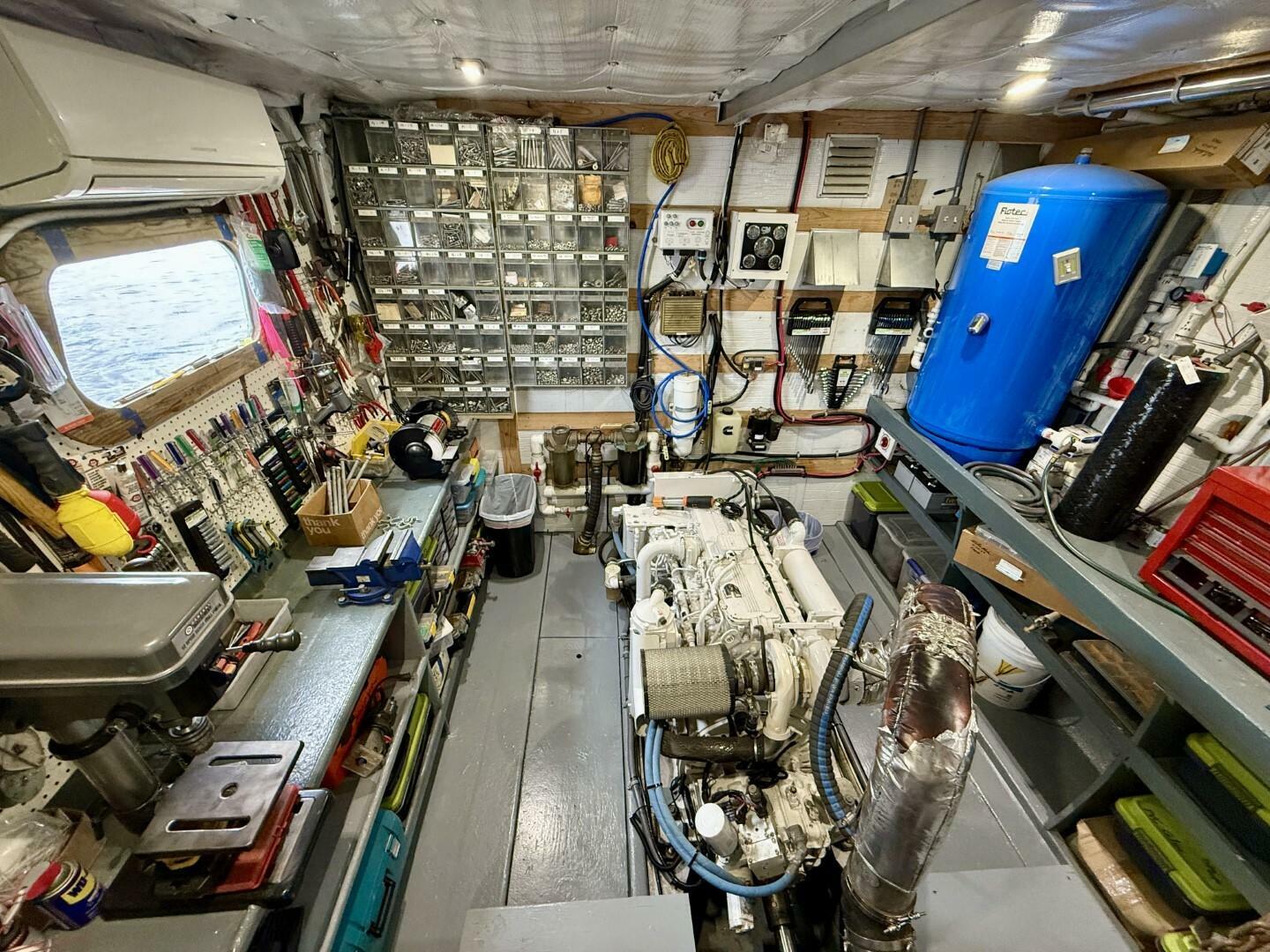 THE ARK 80ft Avenger Yacht For Sale