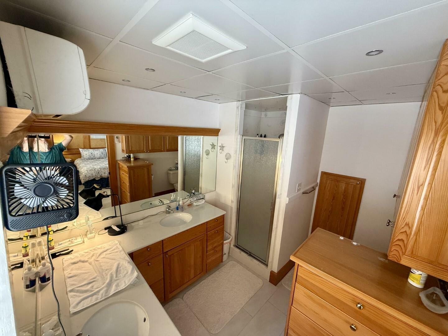 THE ARK 80ft Avenger Yacht For Sale