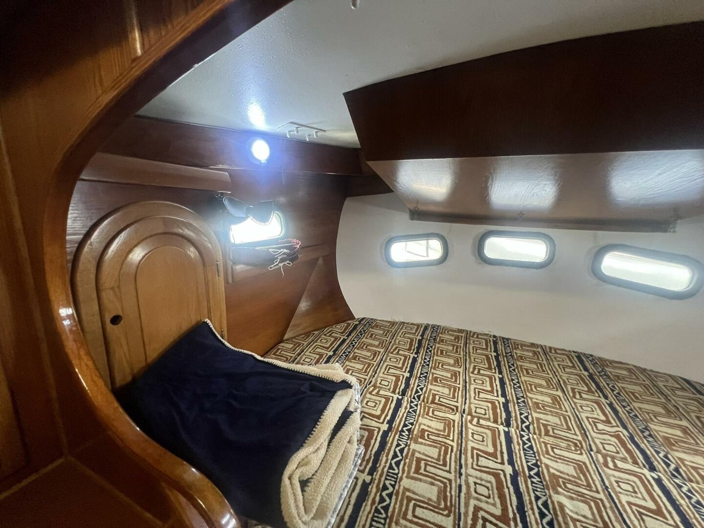KarMa 44ft CSY Yacht For Sale