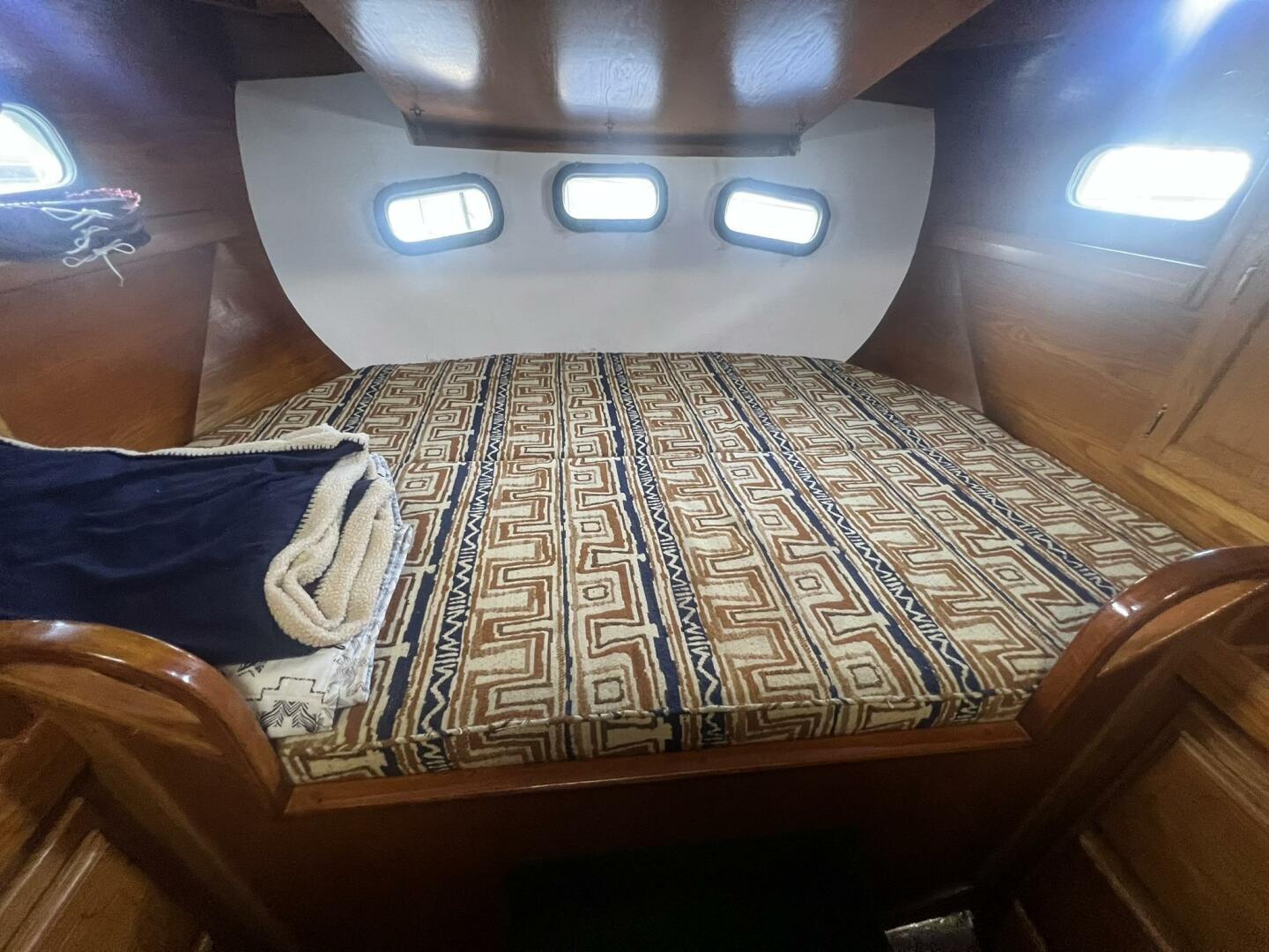 KarMa 44ft CSY Yacht For Sale