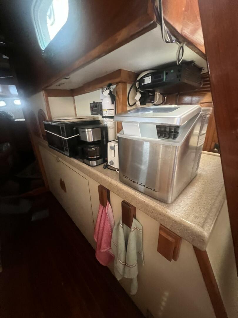 KarMa 44ft CSY Yacht For Sale