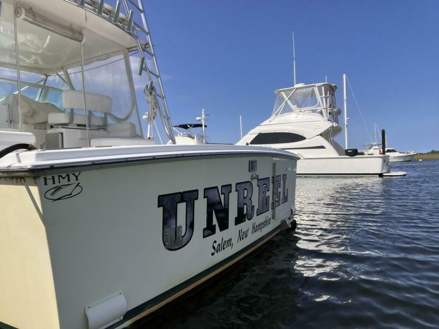 UNREEL 31ft Cabo Yacht For Sale