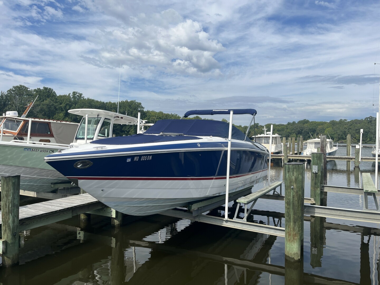 28ft Cobalt Yacht For Sale